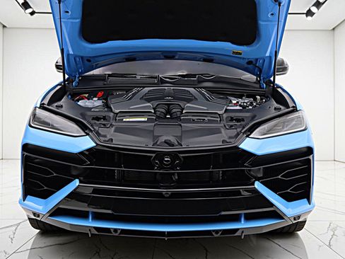 Used 2025 Lamborghini Urus SE AWD/4WD image 26