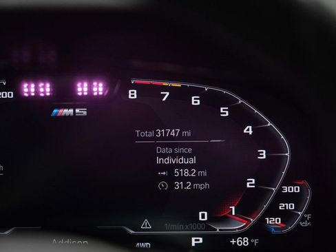 Used 2022 BMW M5 w/ Executive Package image 16