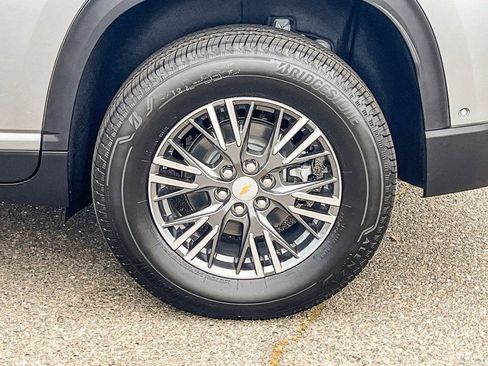 New 2026 Chevrolet Traverse LT w/ Enhanced Driving Package image 10