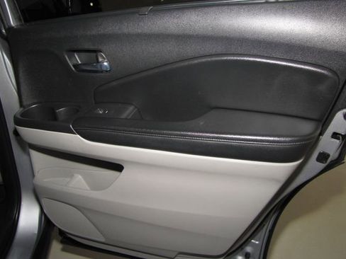 Used 2021 Honda Pilot Special Edition image 21