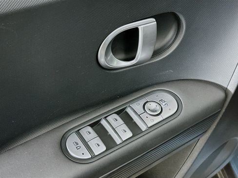 Used 2024 Hyundai Ioniq 5 SEL image 15