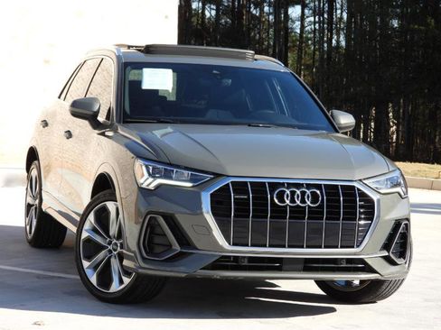 Used 2020 Audi Q3 2.0T Premium Plus w/ Premium Plus Package image 13