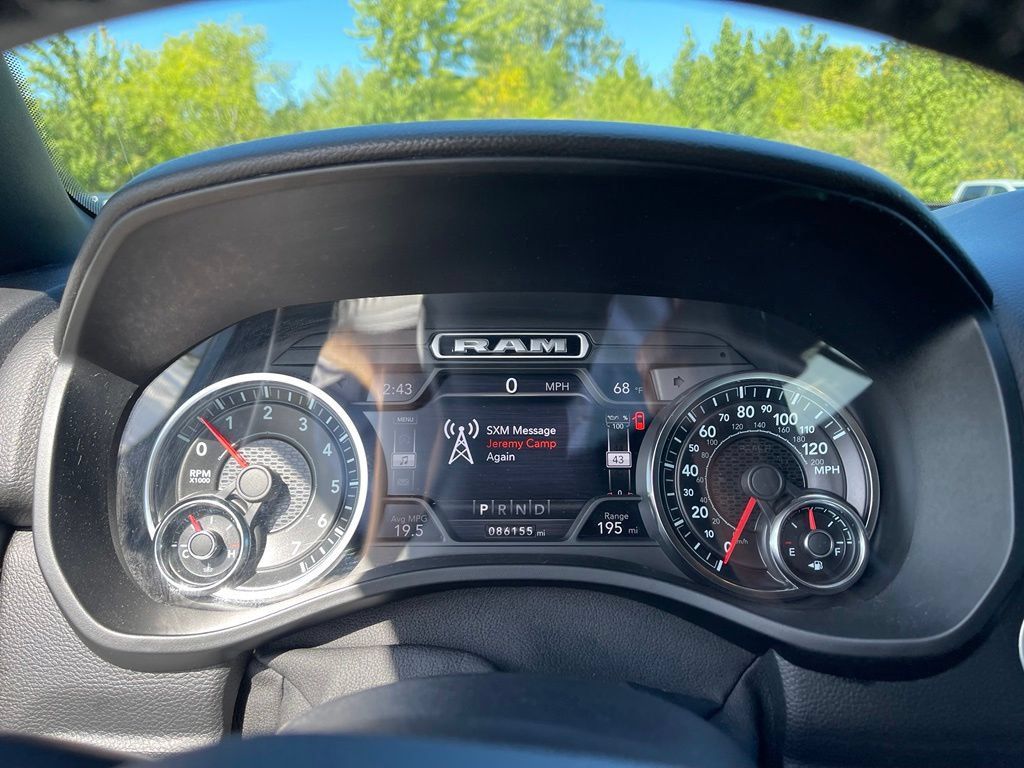 Used 2020 RAM 1500 Big Horn AWD/4WD image 9