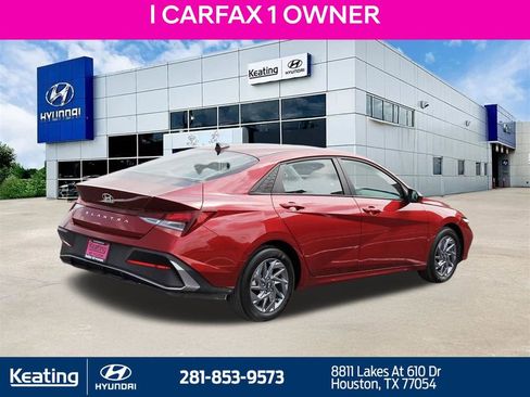 Used 2024 Hyundai Elantra SEL FWD image 5