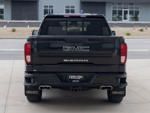 Used 2024 GMC Sierra 1500 Elevation w/ Elevation Premium Package AWD/4WD image 10
