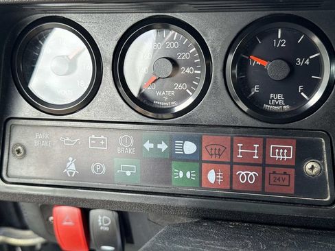 Used 1997 Land Rover Defender 90 image 24