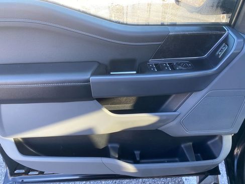 Used 2022 Ford F150 XLT w/ Equipment Group 302A High image 11