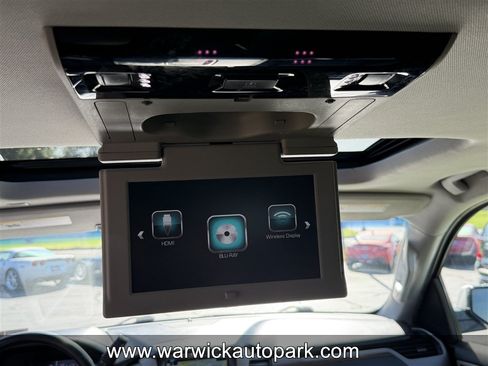 Used 2019 GMC Yukon Denali w/ Denali Ultimate Package AWD/4WD image 17