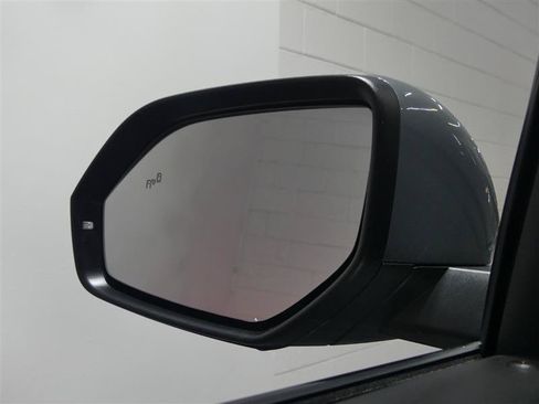 Used 2024 Volkswagen Atlas Cross Sport SE FWD image 14
