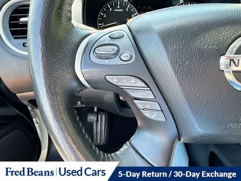 Used 2019 Nissan Pathfinder Platinum image 38