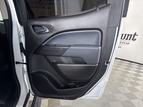 Used 2019 Chevrolet Colorado Z71 image 25