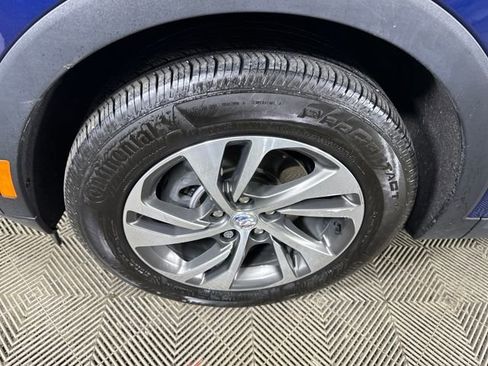 Used 2023 Buick Envision Essence image 10