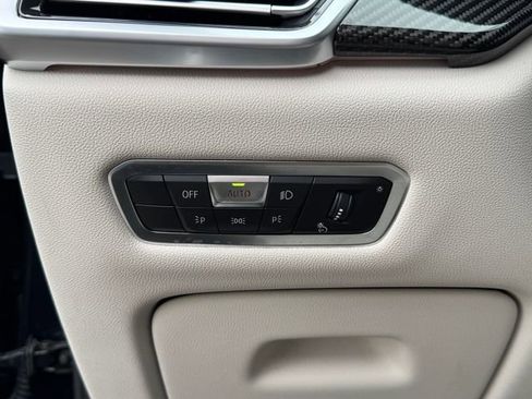 Certified 2023 BMW X5 M50i w/ Executive Package image 16