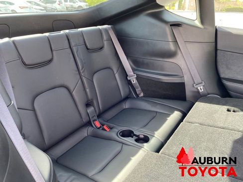Used 2025 Tesla Model Y Long Range AWD/4WD image 15