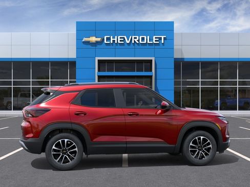 New 2026 Chevrolet TrailBlazer LT FWD image 5