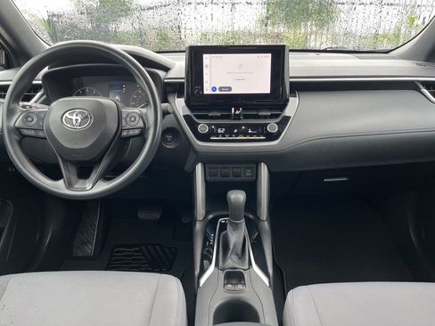 Used 2024 Toyota Corolla Cross AWD Hybrid image 16