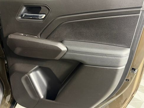 Used 2025 GMC Canyon Elevation RWD image 30