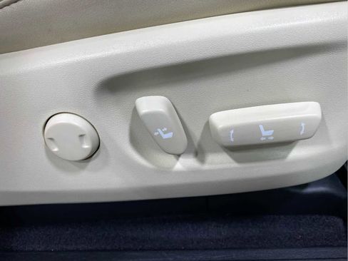 Used 2023 Lexus GX 460 Premium image 32