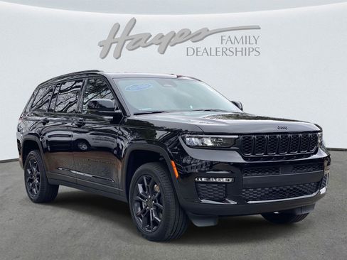 New 2025 Jeep Grand Cherokee L Limited image 2