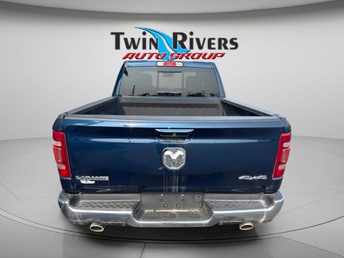 Used 2023 RAM 1500 Laramie AWD/4WD image 3