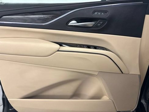Used 2023 Cadillac Escalade Premium Luxury w/ LPO, Floor Liner Package AWD/4WD image 15