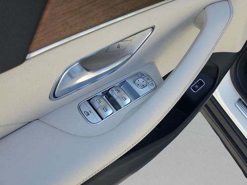 New 2026 Mercedes-Benz GLS 450 4MATIC image 31