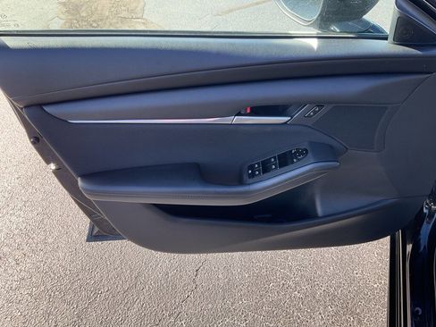 Used 2024 MAZDA MAZDA3 s image 3