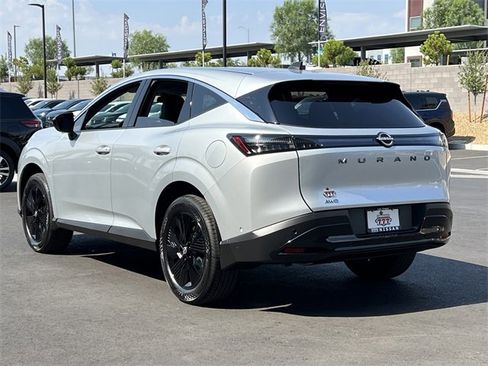 New 2025 Nissan Murano SV image 3