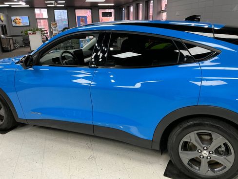 Used 2023 Ford Mustang Mach-E Select image 31