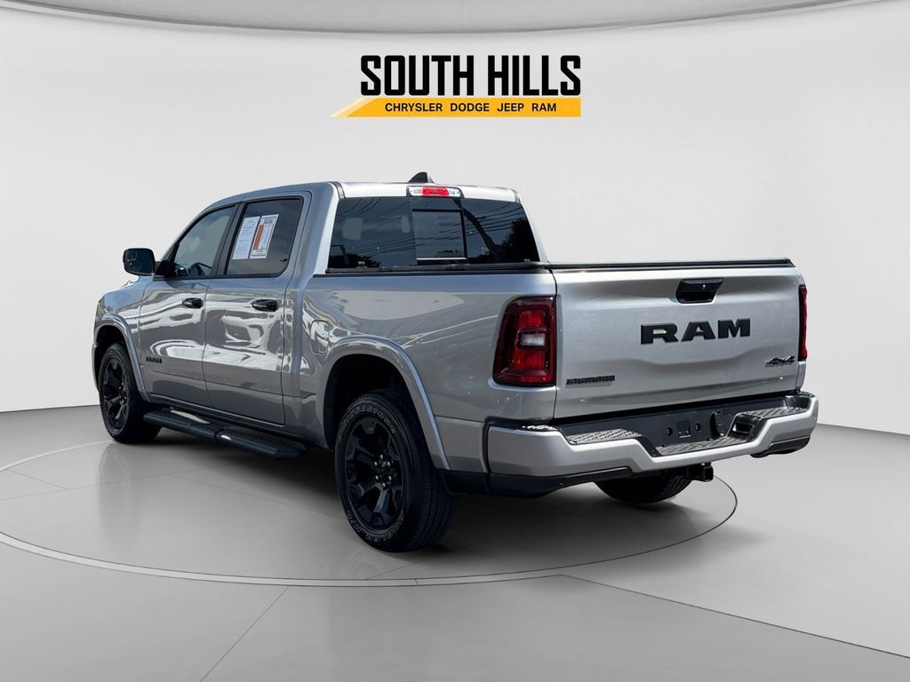Used 2025 RAM 1500 Big Horn AWD/4WD image 3