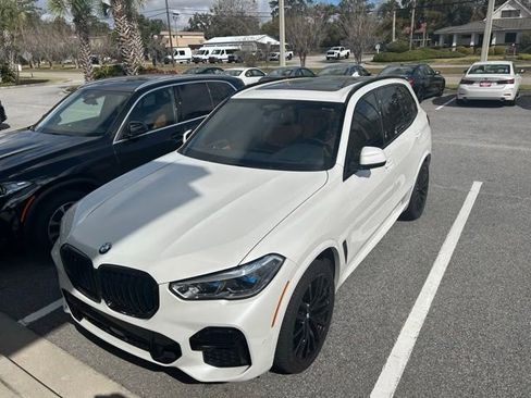 Used 2023 BMW X5 M50i w/ Executive Package image 8