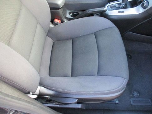 Used 2014 Chevrolet Cruze LT image 15