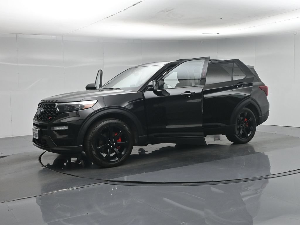 Certified 2023 Ford Explorer ST w/ Equipment Group 401A AWD/4WD image 6