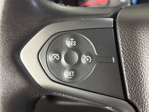 Used 2017 Chevrolet Suburban LS AWD/4WD image 17