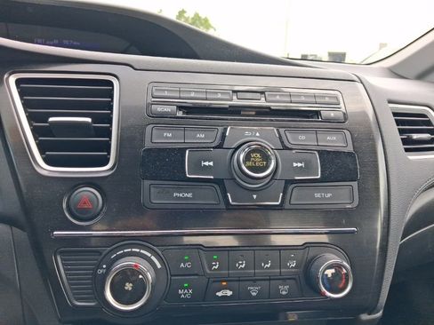 Used 2013 Honda Civic LX image 22