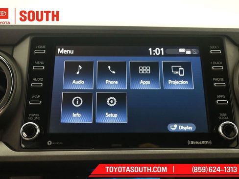 Used 2023 Toyota Tacoma TRD Sport AWD/4WD image 14