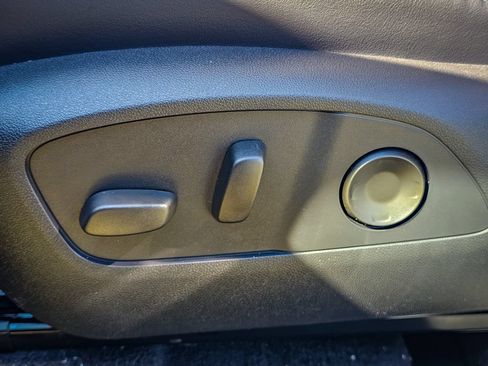 New 2027 Buick Enclave Preferred w/ Power Package AWD/4WD image 17