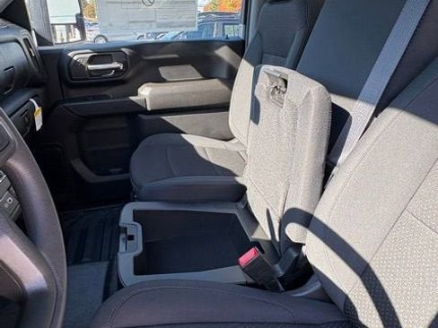 New 2025 GMC Sierra 2500 Pro w/ Convenience Package image 18
