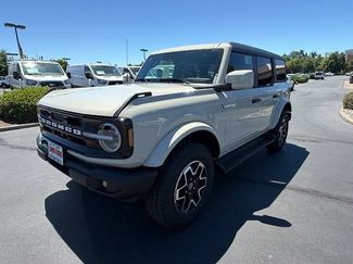 New 2026 Ford Bronco Outer Banks AWD/4WD video 1