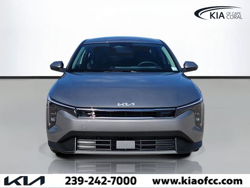 New 2026 Kia K4 EX FWD image 2