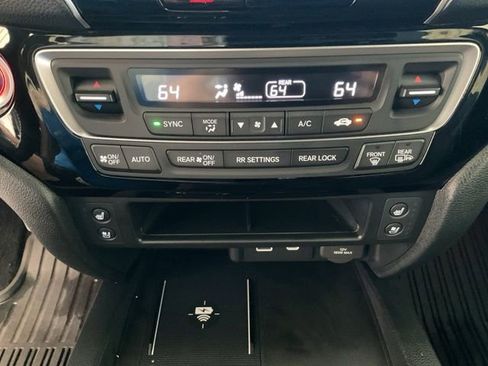 Used 2024 Honda Ridgeline Black Edition image 15