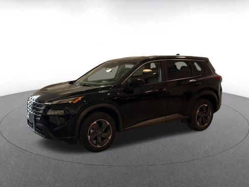 Used 2025 Nissan Rogue SV FWD image 8