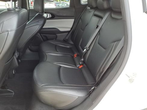 Used 2025 Jeep Compass Limited AWD/4WD image 23