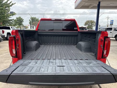 Used 2019 GMC Sierra 1500 SLT RWD image 9