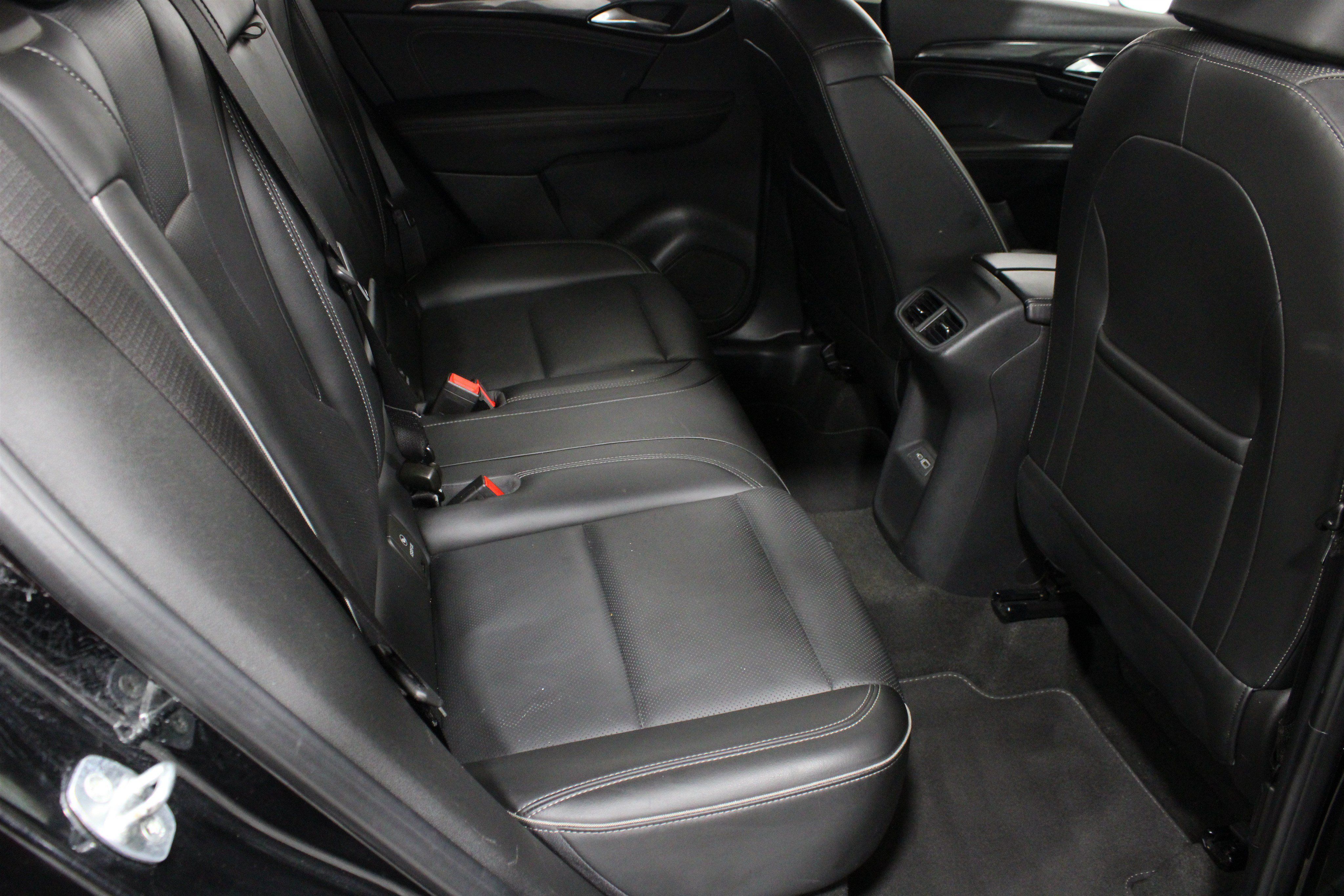 Used 2023 Buick Envision Essence FWD image 19