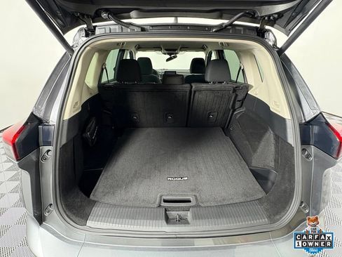 Used 2025 Nissan Rogue SV AWD/4WD image 11