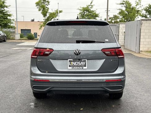 Used 2024 Volkswagen Tiguan SE w/ Panoramic Sunroof Package AWD/4WD image 4