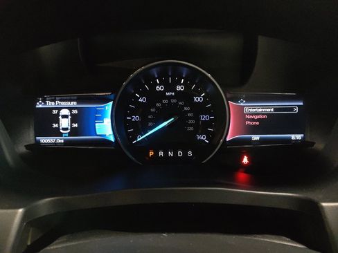 Used 2017 Ford Explorer XLT w/ Equipment Group 202A image 23