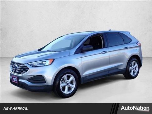 Used 2020 Ford Edge SE image 1