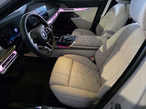 New 2026 BMW 760i xDrive AWD/4WD image 7